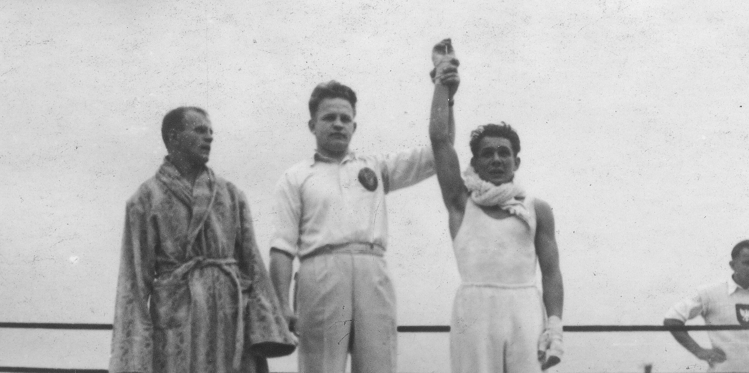 Aleksy Antkiewicz (z prawej) fot. NAC/domena publiczna